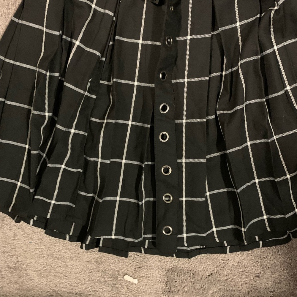 Y2K Hot Topic Plaid Pleated Mini Skirt Grommet Belt academia grunge collegiate - Picture 8 of 11